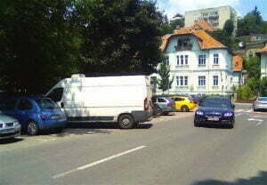 Amenzi mai aspre și taxare non-stop în parcările publice din Brașov. Vezi ce reguli vor fi impuse prin noul Regulament