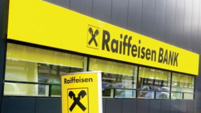 Raiffeisen Bank, cea de-a patra bancă dintre cele amendate de ANPC care a obținut suspendarea ordinului cu privire la calcularea ratelor de credit