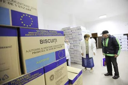 Alimentele europene rămân „pe drum”. Nu este încă o procedură clară în privinţa distribuţiei acestora