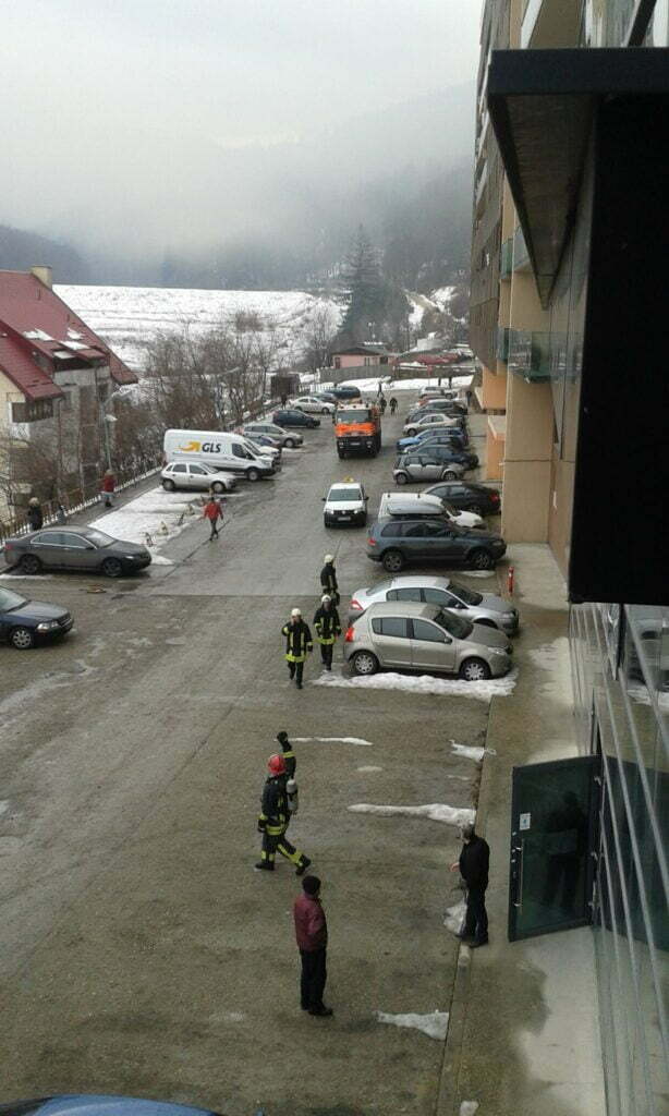 FOTO Fostul club Bamboo din Brașov a luat foc la două săptămâni după incendiul Bamboo din București