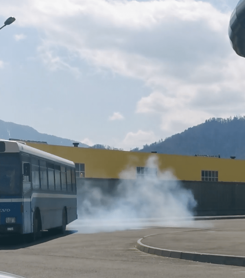 Scottish bent Personal VIDEO Autobuzele „fumigenă” de Săcele și calitatea aerului în municipiul  Brașov. Cine controlează, cine sancționează? • Stiri Brasov Biz Brasov