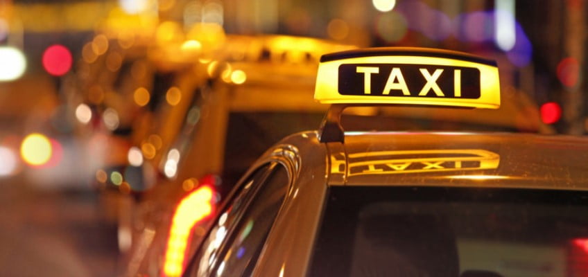 Taximetriștii brașoveni vor protesta marți împotriva „afacerilor” Uber și Bolt. Cum va fi afectat traficul
