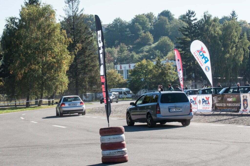 Prima etapă a noului sezon Promo Rally a aliniat la start 29 de concurenți. Adrian Mănescu a rămas în fruntea clasamentului