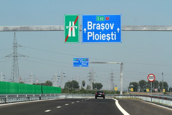 Proiectul autostrăzii Brașov - Comarnic pasat de la „drumari” la „rutieri”. Totuși, ar putea exista și o „surpriză plăcută”: un tronson să fie scos la licitație în acest an pentru execuție