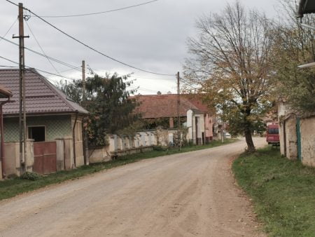 O școală dintr-un sat brașovean, la ofertă pentru închiriere￼