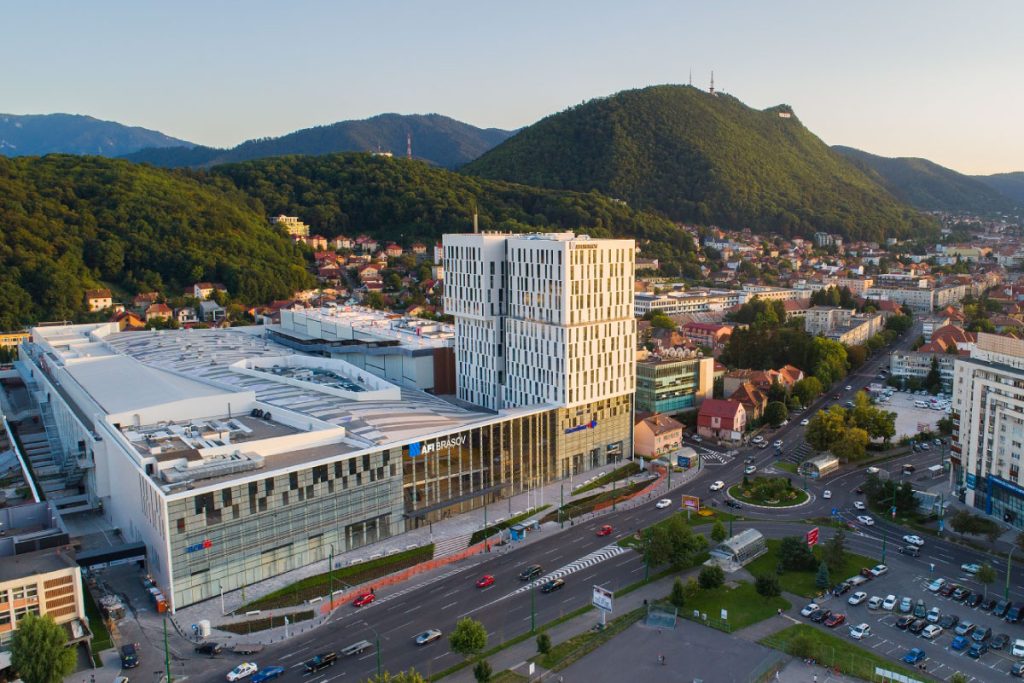 Brașovul va atrage investiții imobiliare de peste 500 de milioane de euro în următorii cinci ani. 3.000 de locuințe sunt în construcție, alte 3.000 în curs de autorizare