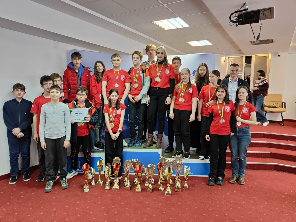 Juniorii brașoveni, cele mai multe medalii din țară la sportul minții: Șahiștii au adus acasă 25 de distincții de la Campionatele Naţionale ale României pentru Copii şi Juniori