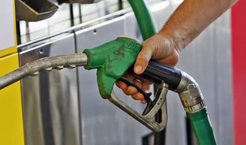 România are printre cele mai mici prețuri la benzină și motorină din UE