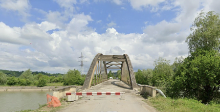 Podul de peste Olt de la Voila va fi pus la pământ mâine. Structura va fi demolată prin implozie