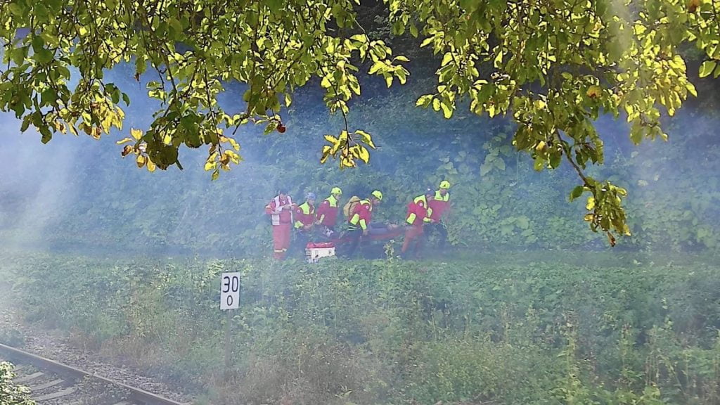 FOTO ISU Brașov și salvatorii montani brașoveni, intervenție în tunelul feroviar Teliu, în urma unui accident cu victime multiple. Acesta a fost scenariul unui exercițiu care a avut astăzi loc în zona respectivă